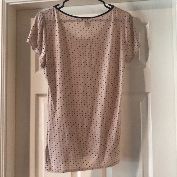 3/$25 ———
H&M Polkadot Top - Picture 4 of 4